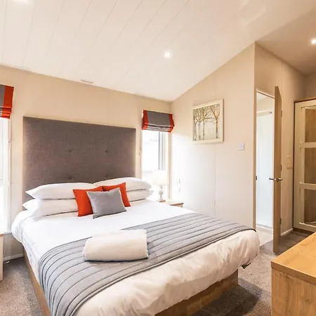 Heathery Lodge With Hot Tub York Exterior foto